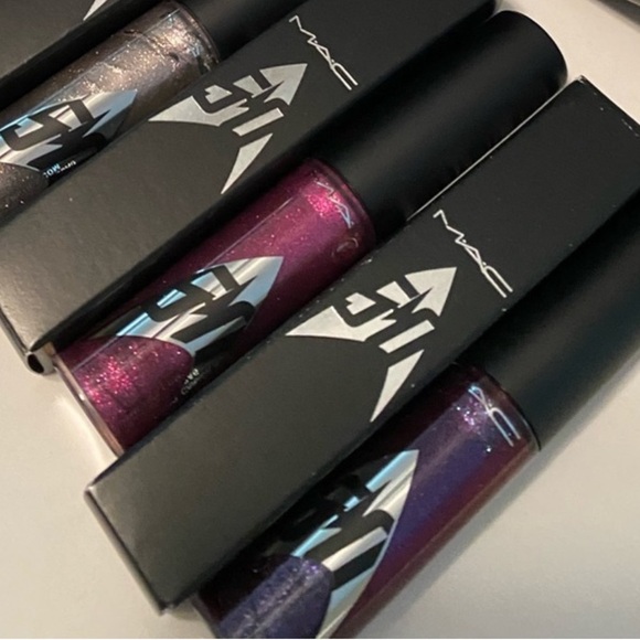 Mac Star Trek 2pc Lipglass Set New in Box Warp Speed Ahead & Khaannn Purple - Picture 3 of 6